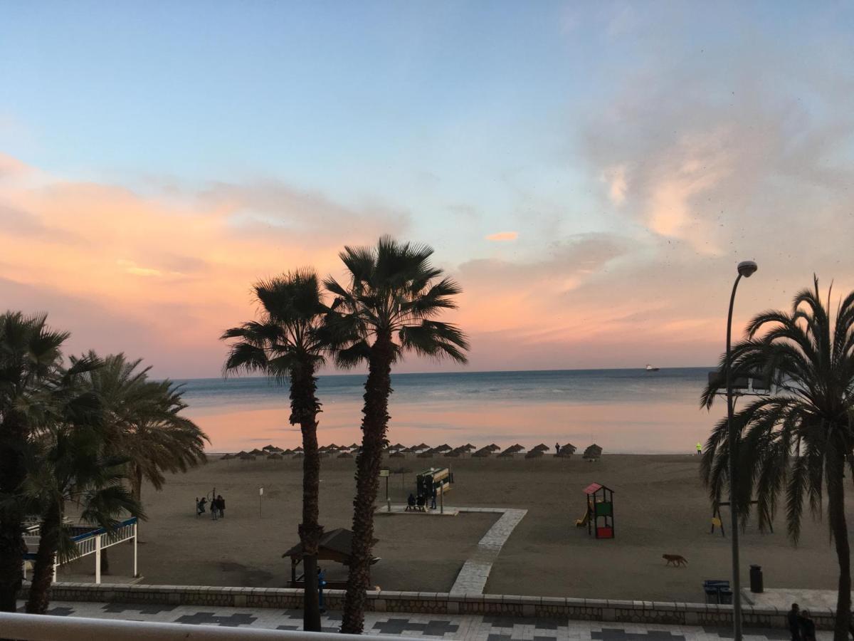 Malagueta Blue Beach Málaga Dış mekan fotoğraf